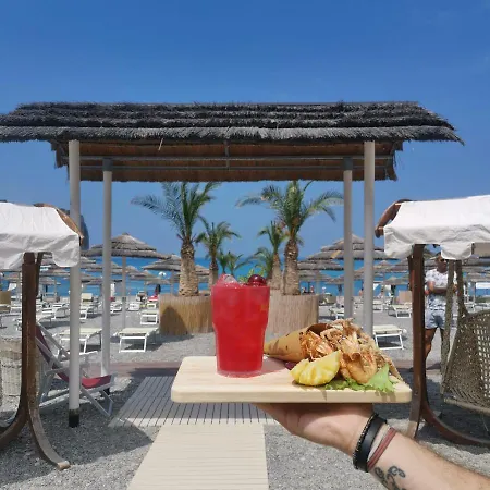 Buddha House & 3* Scalea