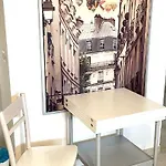فندق مبيت وإفطار Buddha House & سكاليا