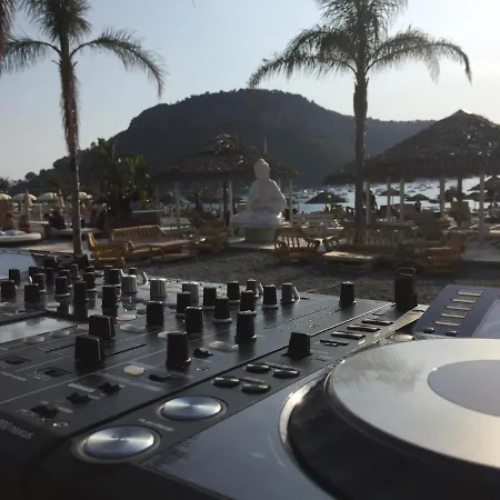 Buddha House & Frühstückspension 3*