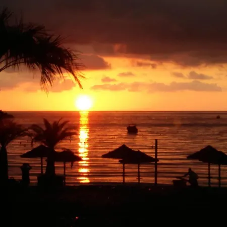 Buddha House & Bed & Breakfast Scalea