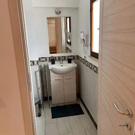 Buddha House & Frühstückspension 3*