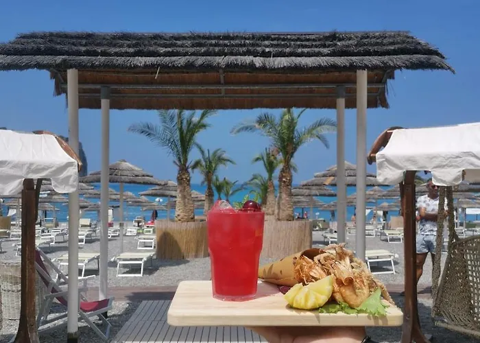 Buddha House & 3* Scalea